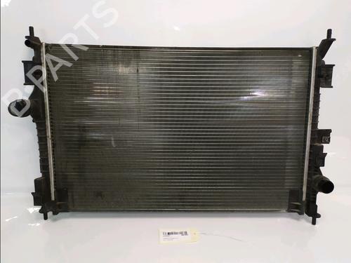 water-radiator-citroen-c4-picasso-ii-2013-33646430 main image