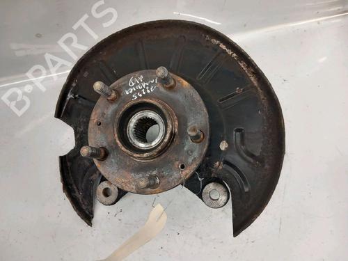 Used Right front steering knuckle LAND ROVER FREELANDER I (L314) 2.0 Td4 4x4 (112 hp) 30427509
