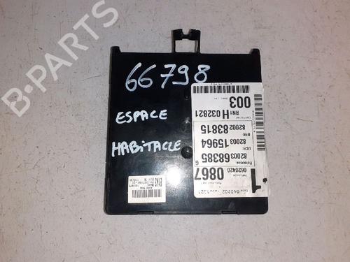 Fuse box RENAULT ESPACE IV (JK0/1_) 2.2 dCi (JK0H) | BP30423342E1 - Image 2