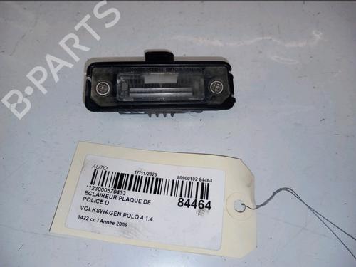 Used Licence plate light VW POLO IV (9N_, 9A_) 1.4 TDI (70 hp) 30632986