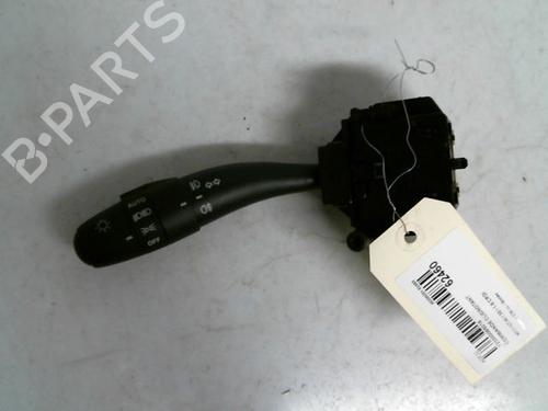 Used Steering column stalk HYUNDAI i30 Estate (FD) 1.6 CRDi (116 hp) 30427676