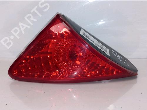 Venstre baglygte bagklap Venstre baglygte bagklap PEUGEOT 3008 I MPV (0U_) 2.0 HDi 150 / BlueHDi 150 (150 hp) 35892353 35892353
