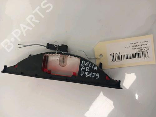 Used Third brake light DACIA SANDERO II 1.0 SCe 75 (B8JC, B8JD, B8NC) (73 hp) 30421883