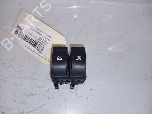 Used Left front window switch RENAULT LAGUNA II (BG0/1_) 2.0 16V (BG00, BG0K, BG0P, BG0W) (135 hp) 30428953