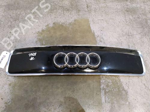 Used Grille AUDI A2 (8Z0) 1.4 (75 hp) 30429215