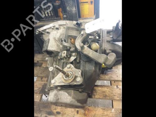 Used Gearbox PEUGEOT 406 (8B) 2.2 (158 hp) 30428300