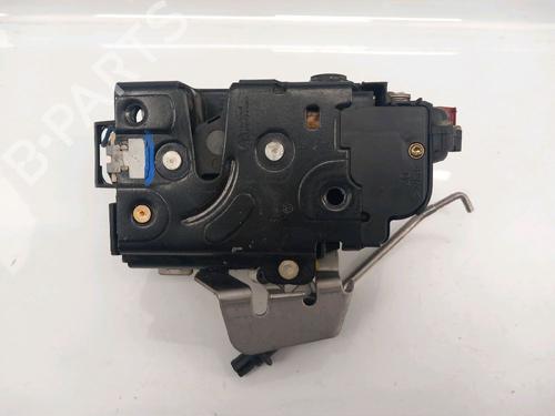 Høyre bak lås AUDI A4 B6 (8E2) 1.9 TDI (101 hp) 30431464