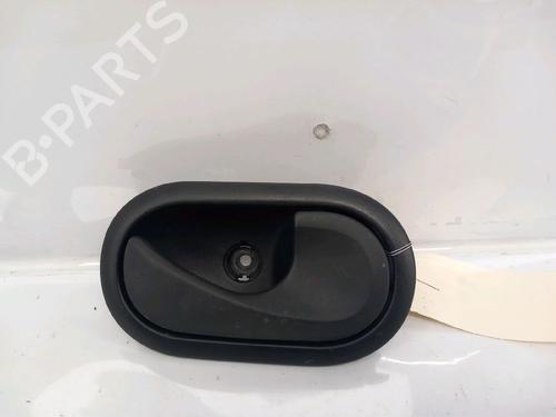 Used Front right interior door handle Front right interior door handle 30424075 30424075