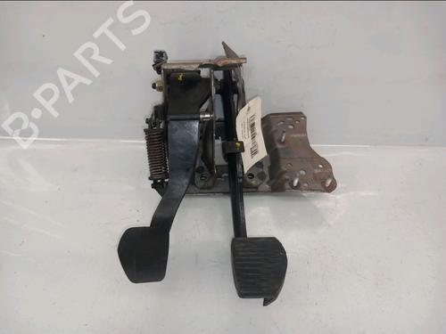 Used Clutch pedal CITROËN C2 (JM_) 1.4 HDi (68 hp) 32401843
