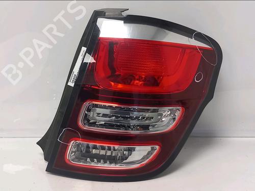 Used Right taillight Right taillight 37627952 37627952