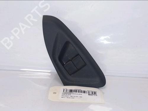 left-front-window-switch-peugeot-108-2014-34147824 main image