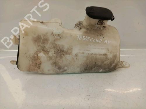 Used Windscreen washer tank Windscreen washer tank 30413700 30413700
