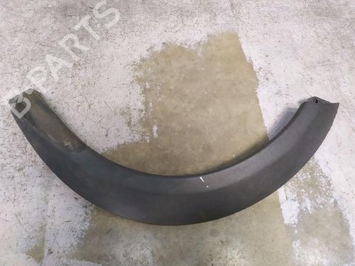 Used Front left wheel arch trim LAND ROVER FREELANDER I (L314) 2.0 Td4 4x4 (112 hp) 30427504