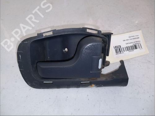 Used Front right interior door handle MERCEDES-BENZ VITO Van (W638) 108 CDI 2.2 (638.094) (82 hp) 30423418