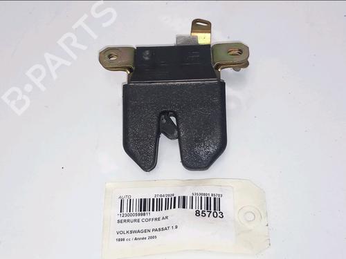 Used Tailgate lock Tailgate lock VW PASSAT B5.5 (3B3) 1.9 TDI (130 hp) 34713379 34713379