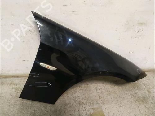 Used Right front fenders BMW 3 Touring (E91) 318 d (143 hp) 30428593