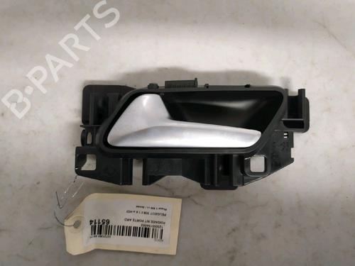Used Rear right interior door handle Rear right interior door handle 30431047 30431047