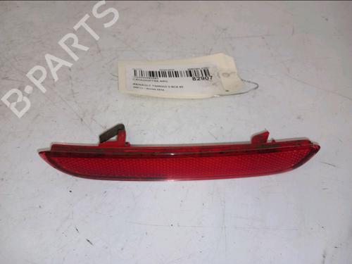 Piloto izquierdo paragolpes trasero RENAULT TWINGO III (BCM_, BCA_) 1.0 SCe 65 (BCMJ) (65 hp) 32488241