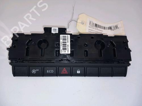 Warnblinkschalter für RENAULT CLIO V (B7_) 1.0 TCe 100 (B7MT) (101 hp) 30422043
