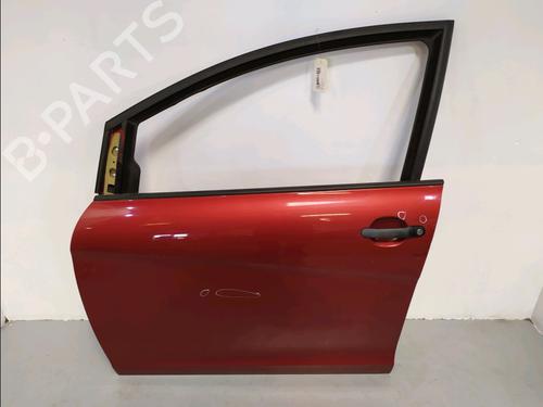 Used Left front door Left front door 37065543 37065543