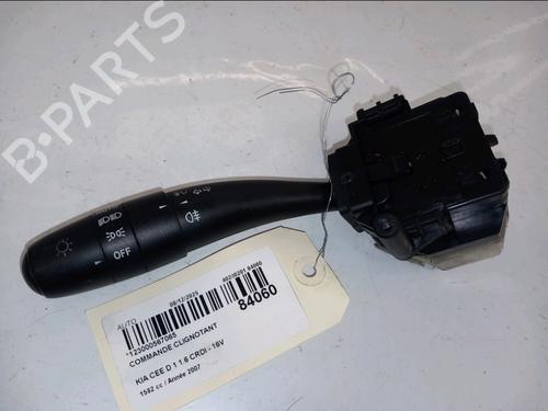 Commodo Essuie Glace / Phare KIA CEE'D Hatchback (ED) 1.6 CRDi 90 (90 hp) 30828420