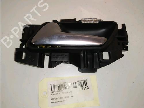 Venstre fortil invendig håndtag Venstre fortil invendig håndtag PEUGEOT 308 II (LB_, LP_, LW_, LH_, L3_) 1.6 HDi / BlueHDi 115 (115 hp) 36898755 36898755