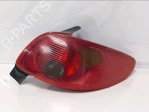 Used Right taillight Right taillight PEUGEOT 206 Hatchback (2A/C) 1.4 HDi eco 70 (68 hp) 33867185 33867185