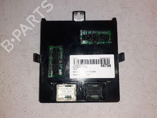Used Fuse box RENAULT ESPACE IV (JK0/1_) 2.2 dCi (JK0H) (150 hp) 30423342