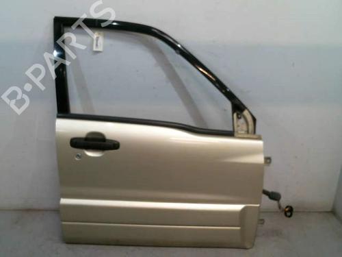 Used Right front door SUZUKI GRAND VITARA I (FT, HT) 2.0 TD 4x4 (SQ420D) (87 hp) 30425487