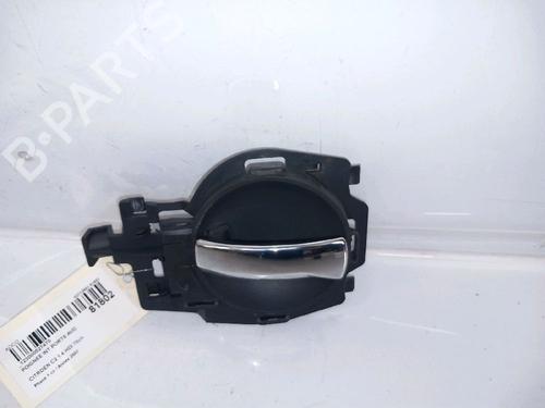 Used Front right interior door handle Front right interior door handle 30433881 30433881