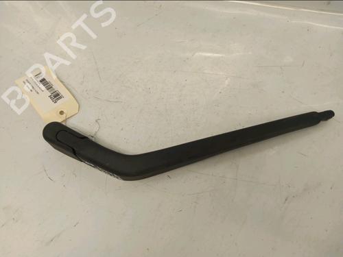 Bagrudeviskerarm TOYOTA YARIS (_P9_) 1.4 D-4D (NLP90_, NLP90R) (90 hp) 32310812