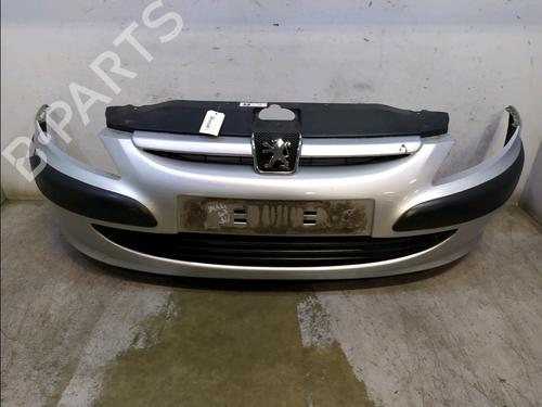 Used Front bumper PEUGEOT 307 (3A/C) 1.6 16V (109 hp) 30427584