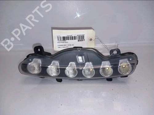 Used Right daytime light Right daytime light CITROËN DS3 (SA_) 1.6 HDi 90 (92 hp) 33159997 33159997
