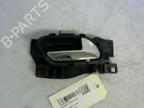 Used Rear right interior door handle PEUGEOT 5008 (0U_, 0E_) 1.6 HDi (112 hp) 30429438