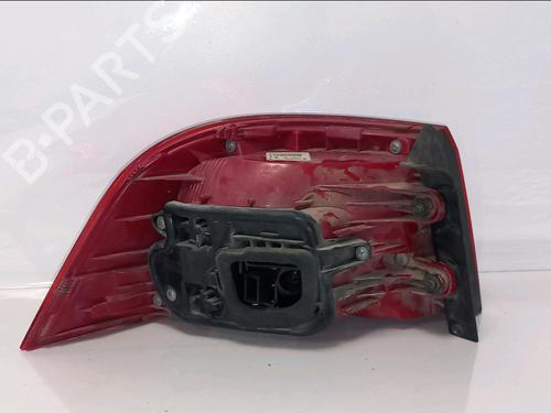 Right taillight VW PASSAT B7 Variant (365) 2.0 TDI | BP35892359C35 - Image 2