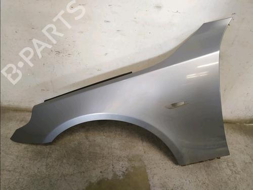Used Left front fenders Left front fenders BMW 5 Touring (E61) 530 d (218 hp) 34389446 34389446