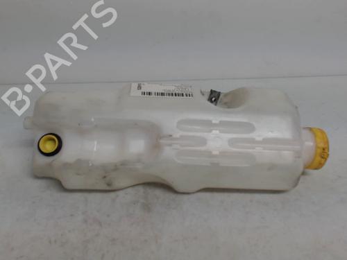 Used Windscreen washer tank RENAULT TWINGO III (BCM_, BCA_) [2014-2025]  30415299