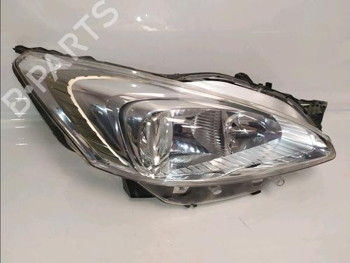 Used Right headlight Right headlight PEUGEOT 508 I (8D_) 1.6 THP (156 hp) 36374077 36374077