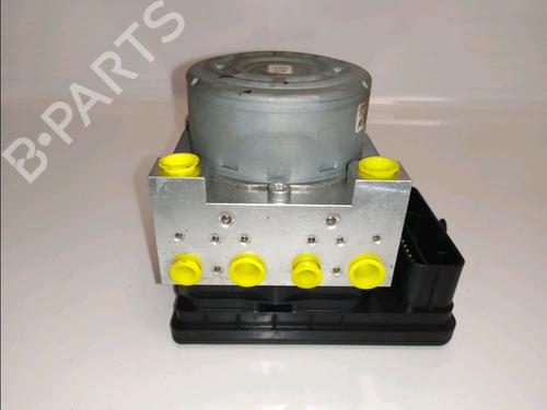 Used ABS pump ABS pump CITROËN C3 Picasso (SH_) 1.2 THP 110 (SHHNZ6) (110 hp) 33033978 33033978