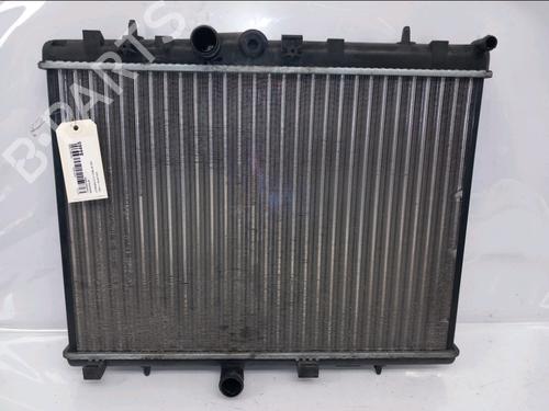Used Water radiator Water radiator 31867781 31867781