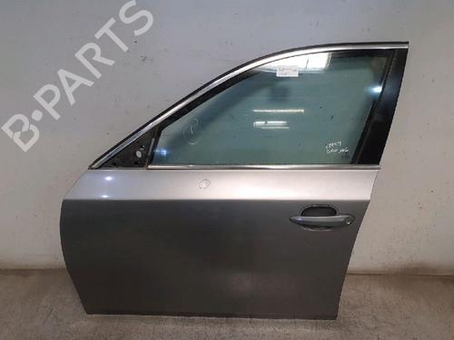 Tür links vorne für BMW 5 (E60) 525 d (177 hp) 30416070