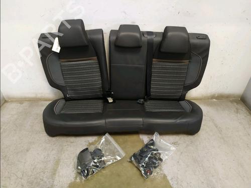 Sæde Bagtil Sæde Bagtil PEUGEOT 208 I (CA_, CC_) 1.4 HDi (68 hp) 33973615 33973615