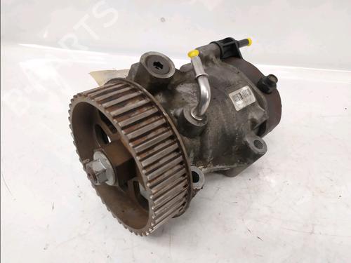 Używane Pompa wtryskowa DACIA SANDERO 1.5 dCi (86 hp) 32202520