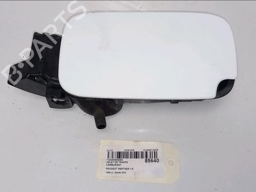 Used Fuel flap Fuel flap PEUGEOT PARTNER Box Body/MPV 1.6 BlueHDi 100 (100 hp) 36449953 36449953