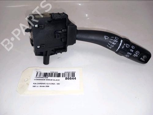 Comutador piscas / escovas Comutador piscas / escovas KIA CARENS III MPV (UN) 2.0 CRDi 115 (115 hp) 36517141 36517141