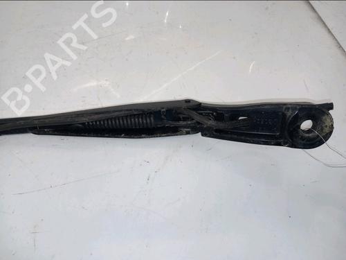 Front windshield wiper arm PEUGEOT 3008 II SUV (MC_, MR_, MJ_, M4_) 1.5 BlueHDi 130 | BP32007537C143