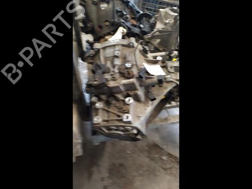 gearbox-kia-ceed-hatchback-ed-2006-2007-2008-2009-2010-2011-2012-30415367 main image