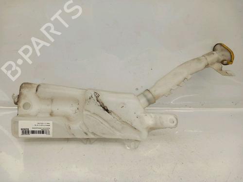 Used Windscreen washer tank RENAULT CLIO III (BR0/1, CR0/1) 1.2 16V (BR02, BR0J, BR11, CR02, CR0J, CR11) (75 hp) 30415818