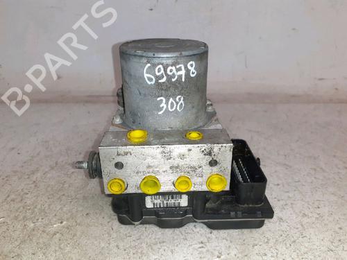 Used ABS pump PEUGEOT 308 I (4A_, 4C_) 2.0 HDi (136 hp) 30418994