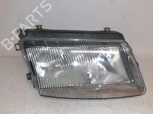 Used Right headlight VW PASSAT B5 (3B2) 1.9 TDI (110 hp) 30423984